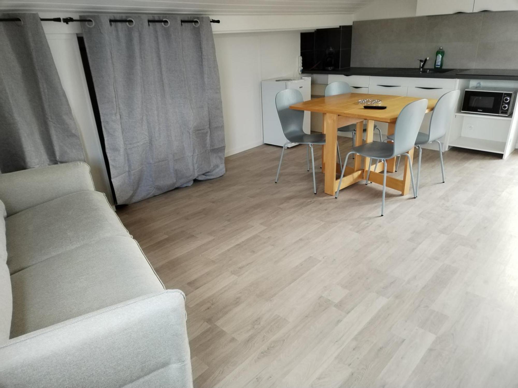 Apartamento Chez Mimi 1,7 Kilometres De Luxeuil Les Bains Froideconche Exterior foto