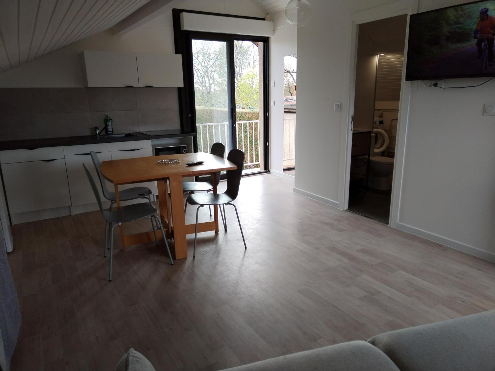 Apartamento Chez Mimi 1,7 Kilometres De Luxeuil Les Bains Froideconche Exterior foto